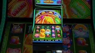Trying my luck at the Seminole Casino 🎰💵