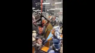 Star Wars Celebration 2022 - from the Sideshow booth!