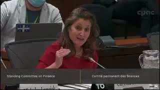 Justin Trudeau's finance minister can't answer how much debt Canada has