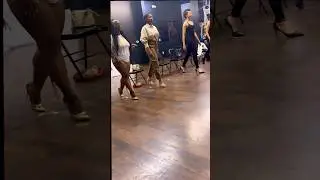 Learn How to Walk in Heels #howtowalkinheels #highheelswalking #munroewalkworkshop