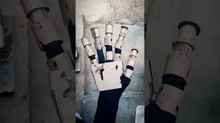 Springtrap Hand in Real Life Looks Insane! #fnaf #cosplay #springtrap #fnafcosplay