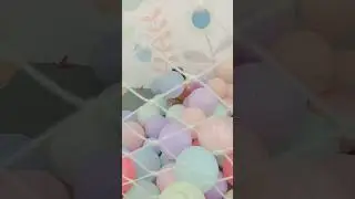 Bermain balon #balitaaktif #cutebaby #balitalucu #batitapintar #balitabermain #cute #balitamain