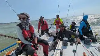 Express 37 MudShark racing to Vallejo Yacht Club May 2025