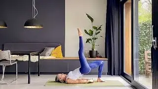 Katinka de Bruin Yoga Les 1 (Dynamische Mix-les)