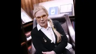 Sylvie Vartan : Sa vie entre sa maison parisienne de 400m2 achet&eacute;e avec Johnny Hallyday et celle de