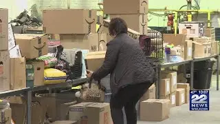 Girl scouts and &ldquo;Bob the Bike Man&rdquo; team up to donate to Ukraine