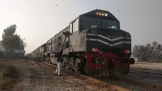 Arrival and Departure of 129 up Thal Express