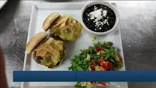 El Cisne offers lunch, dinner takeout
