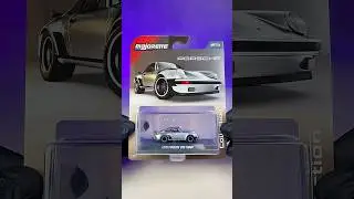 Porsche 930 Turbo - Majorette #automobile #miniature #porsche #hotwheels #diecast #majorette #toys