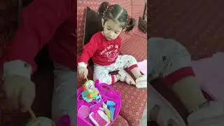 Iza के  makeupbox 💄 में चूहा किसने डाला 😲#cutebabygirl #21month#shorts