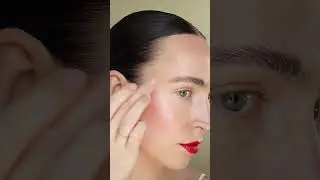RMS Beauty Living Luminizer In Action