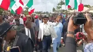 Ex-Governor Udom Emmanuel&rsquo;s Triumphant Return Ignites Huge Crowd of Fans in Akwa Ibom