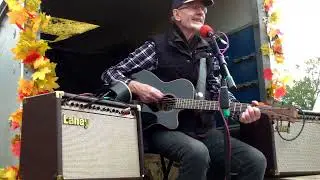 OWEN MOORE - Turn Out The Light (And Love Me Tonight) / Some Broken Hearts Never Mend