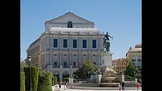 G.MEYERBEER: Les Huguenots (Madrid, 2011)
