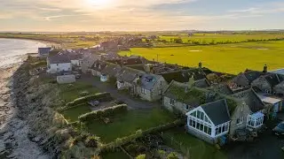 8 Boulmer Village - stunning beachfront family holiday rental