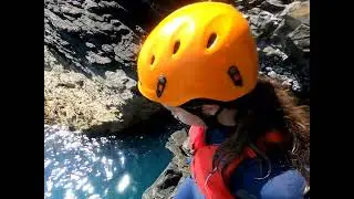 🌊🌟 Unleash Your Adventure Spirit with Coasteering in Anglesey, North Wales! 🌄