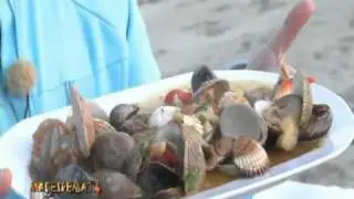 Όστρακα σαγανάκι με λαχανικά από τις Αλυκές Κίτρους