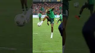 Osimhen's skills are out of this world ! 👽⚽