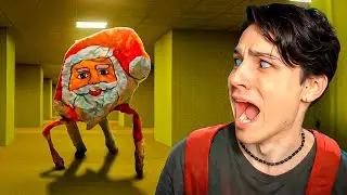 СБЕЖАЛ ОТ ГУГУ ГАГА ИЗ ЗАКУЛИСЬЯ В РОБЛОКС!😱