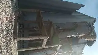 Soldando quadro no container 
