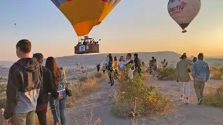 Hot Air Balloons at Sunrise | Göreme in Cappadocia Turkey | 4K Walking Tour