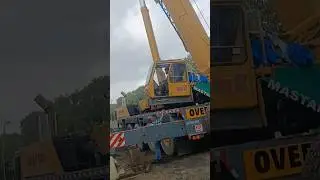 mumbai Sahar road #crane #mumbaifamous #famousplaces #adani #ambani #viratkohli #jungle #india