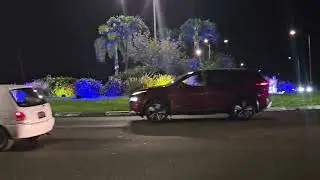 Ночной вид на деловой и коммерческий район Уорренс на Барбадосе 🇧🇧 (город вдали от города)