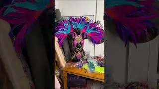 Making Katakana - part 4 #flocademy #carnivalcostumes #wings