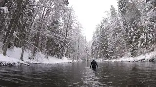Winter canyoneering in Estonia