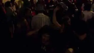 Esquerda festiva