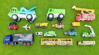 MENGUMPULKAN MAINAN. MOBIL DAMKAR, TRUCK MOLEN, TRUCK KERUK, DUMP TRUCK, TRUCK DEREK, BUS TAYO.