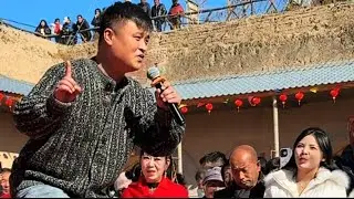 Funny New Year's Festival Sound Effects Make the Whole Village Laugh Hysterically