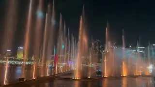 Singapore Marina Bay Sands - Spectra -  Light, Laser, Symphony of music and Water show!