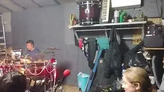 Improvisando one more time...con el sito e intonation redhead de p&uacute;blico 💜💜❤️❤️