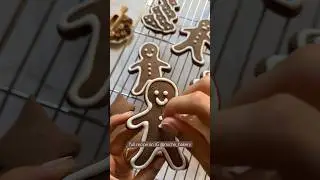 Sourdough discard gingerbread cookies 😇 simply replace eggs with discard!