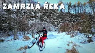 Zamrzlá řeka, sníh a mráz | MTB v údolí Klejnárky