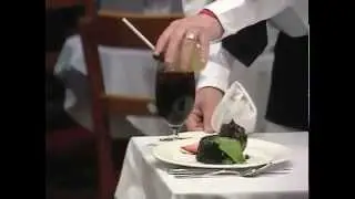 Howie Do It - Worst Waiter Ever