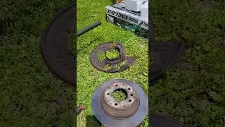 How to change a 2013 Volkswagen touareg backing plate without remove wheel bearing assembly.