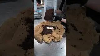 Вот как приготовить печенье &laquo;Нью-Йорк&raquo; 🤤 Начинка из настоящего печенья Oreo и шоколадного ганаша!...