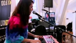 Joan As Police Woman - Holy City // live @FluxFM // MorningShowcase