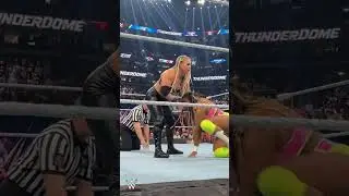 Hardcore Action &ndash; WWE Women&rsquo;s Wrestling Fight