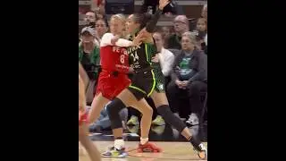 Napheesa Collier pushes off on Sophie Cunningham&rsquo;s holding