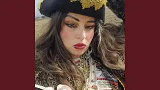 Pirate lady