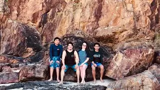 STUART POINT NSW WITH FAMILY AND FRIENDS