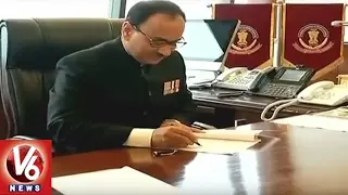 Alok Kumar Verma Takes Charge As New CBI Director | Delhi | V6 News
