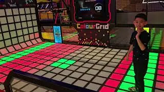 Seru banget main Colour Grid - Escape the Lava di Timezone Pik2 Riverwalk Island
