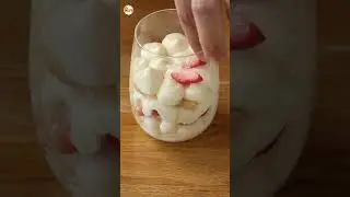TIRAMISU VERRINES WITH STRAWBERRIES ! 🍓