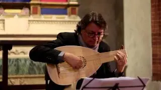Luca Pianca suona  Attaignant - Basse danse La Magdalena