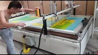 Manual large format vacuum screen printer