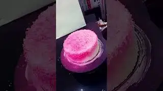 1 kg strawberry cake design pink color combination #sorts #trending #viralvideo